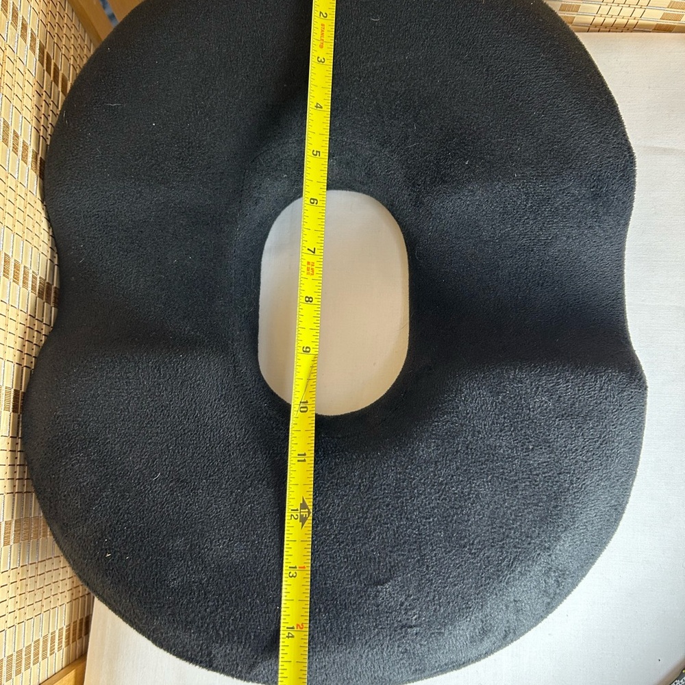 Black Donut Seat Cushion - Picture 7 of 8